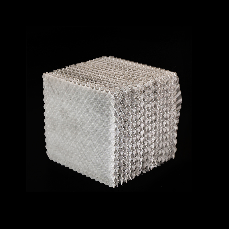 在甲醇精餾效果下金屬絲網填料起到了什么作用