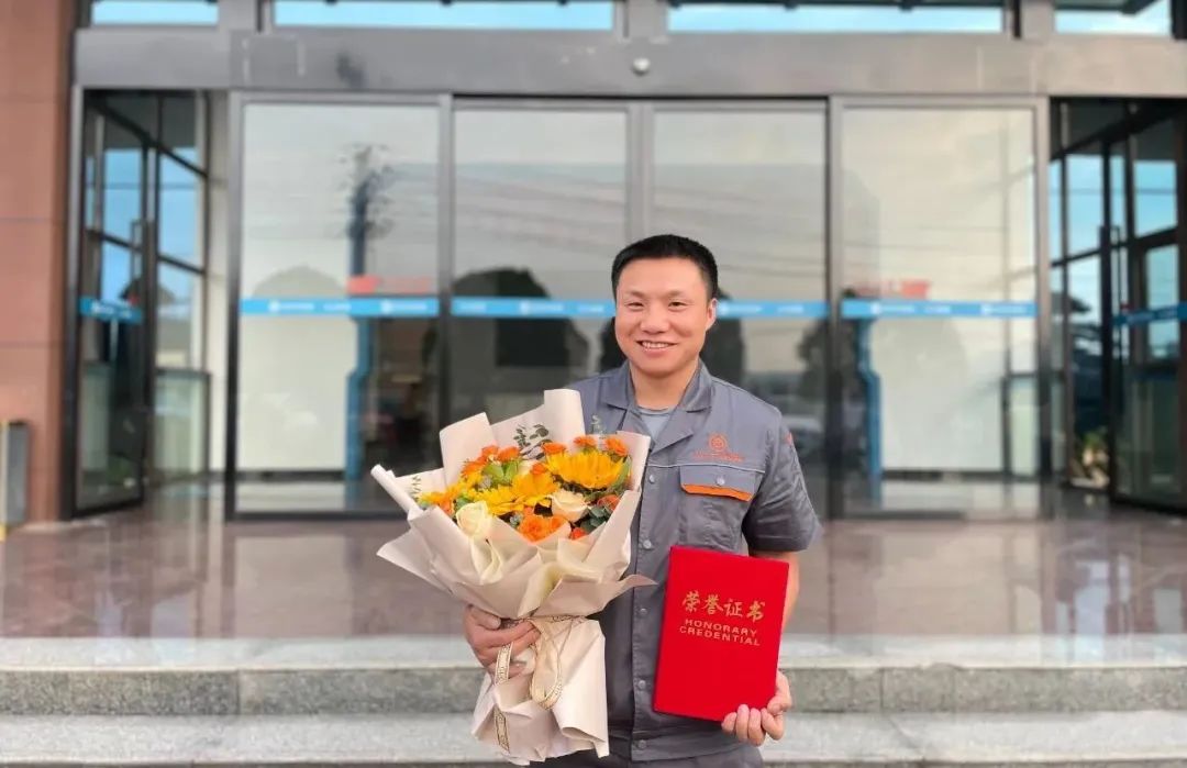 1699242206517958.jpg 110605.jpg