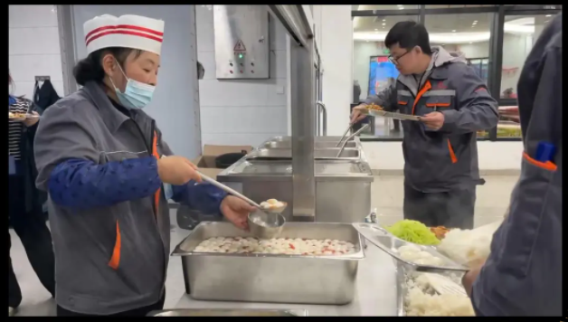 燈火映團圓，艾特一家親 | 江西艾特傳質元宵暖心時刻